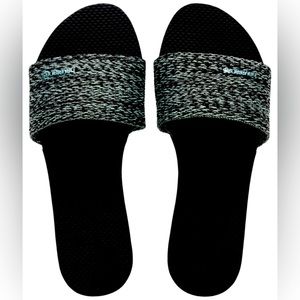 NWT - Havaianas You Malta Sandals - Blue Sky & Black - 7/8 Women